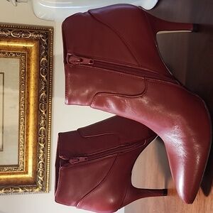 Sole Society Top Raphaela Booties